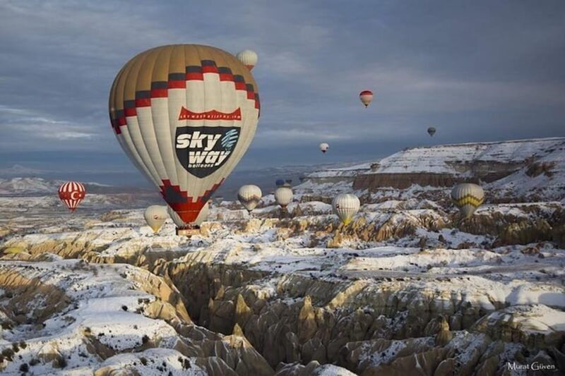 cappadocia-goreme-sunrise-hot-air-balloon-ride-w-breakfast