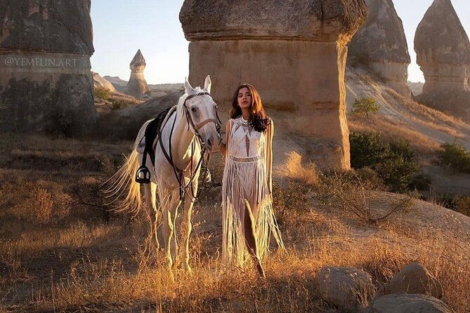 cappadocia-horse-riding-experience-sunrise-sunset-daytime