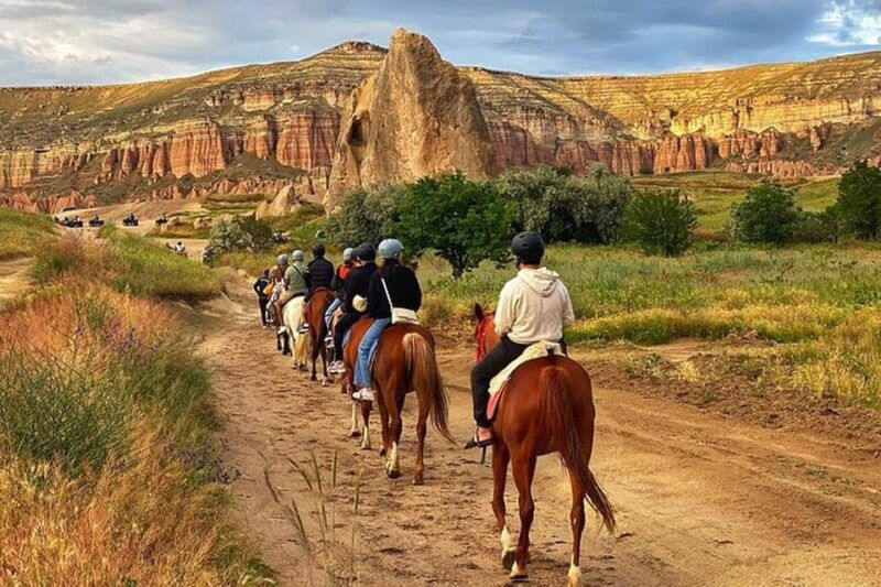 cappadocia-horse-riding-sunset-sunrise-daytime