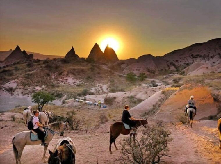 cappadocia-horse-riding-tour-sunset-or-day-time-with-pickup