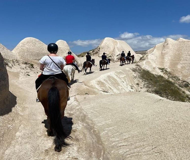 cappadocia-horseback-riding-tour-in-cappadocia-valleys