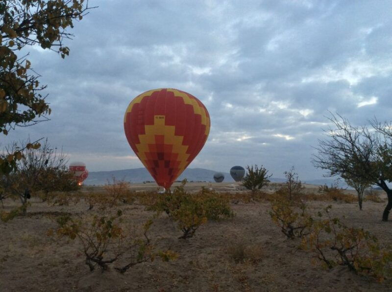 cappadocia-hot-air-balloon-flight-at-sunrise-2