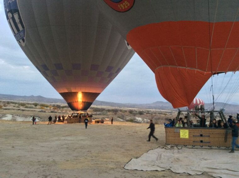 cappadocia-hot-air-balloon-flight-at-sunrise-2