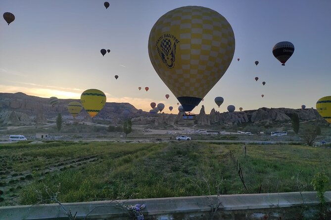 cappadocia-hot-air-balloon-flight-over-goreme-fairychimneys