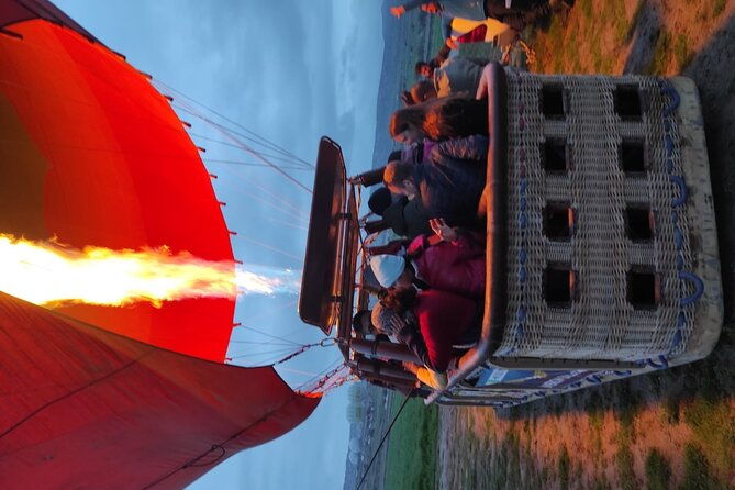cappadocia-hot-air-balloon-flight-over-goreme-fairychimneys