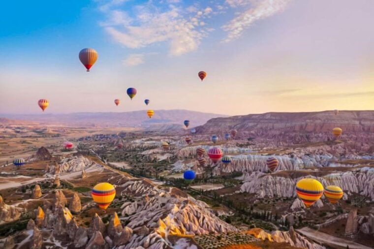 cappadocia-hot-air-balloon-flight-with-hotel-transfers-2