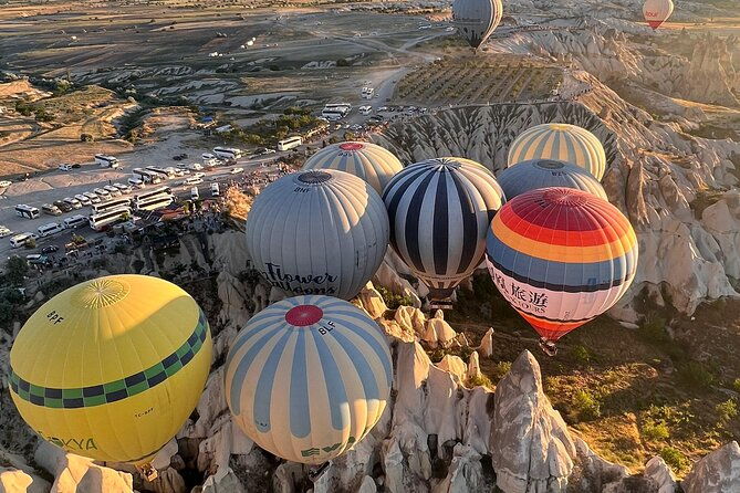 cappadocia-hot-air-balloon-over-goreme-valley-2