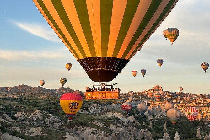 cappadocia-hot-air-balloon-over-goreme-valley-2