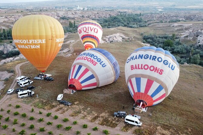 cappadocia-hot-air-balloon-ride-over-goreme-with-drinks