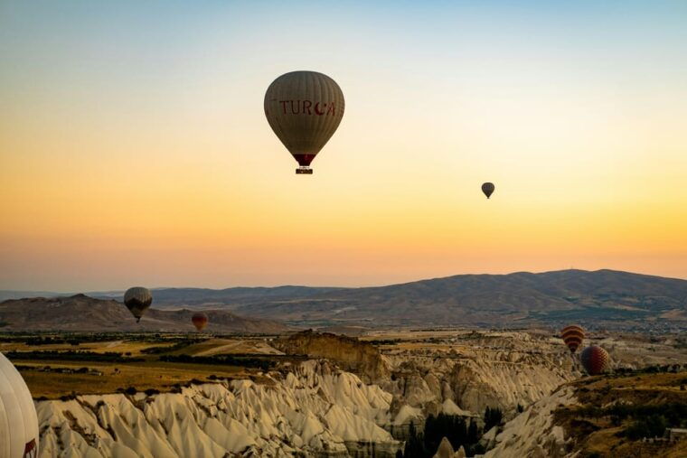cappadocia-hot-air-balloon-ride-with-hotel-transfers