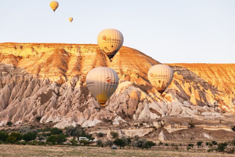 cappadocia-hot-air-balloon-trip-in-goreme-with-breakfast