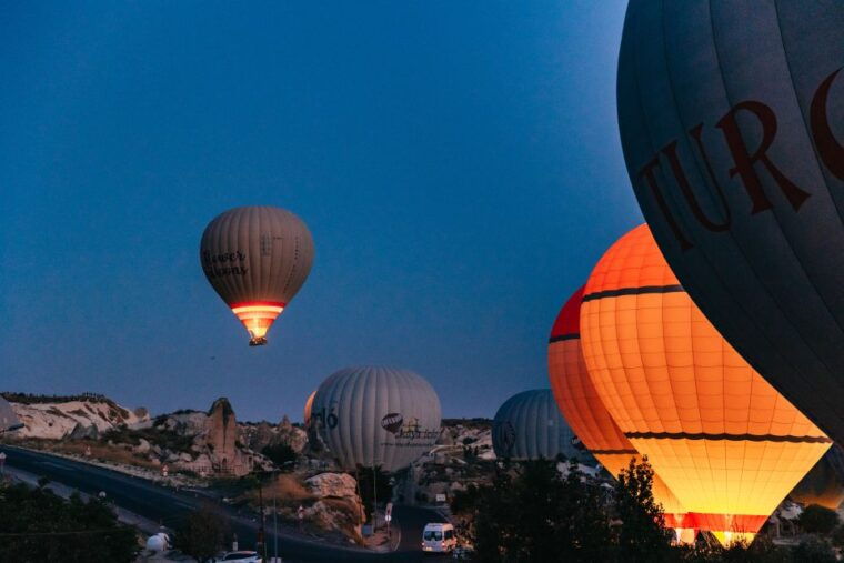 cappadocia-hot-air-balloon-trip-in-goreme-with-breakfast