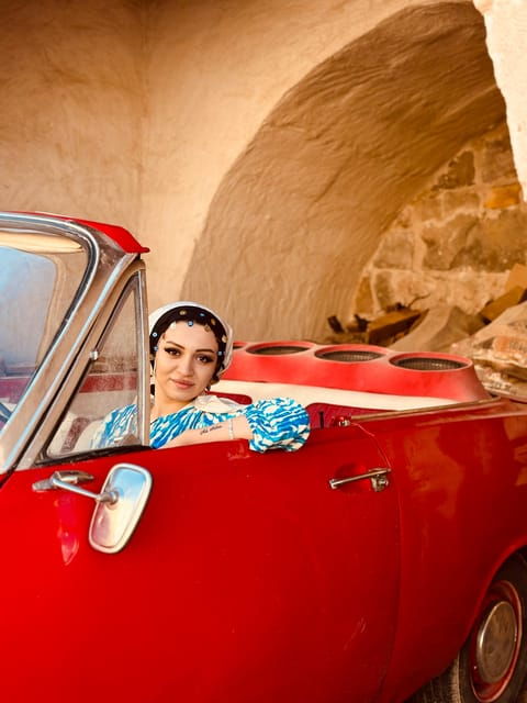 cappadocia-hot-air-balloon-watching-tour-with-classic-car