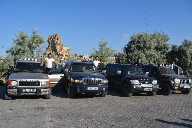 cappadocia-jeep-safari-with-hot-air-balloon-watch-at-sunrise
