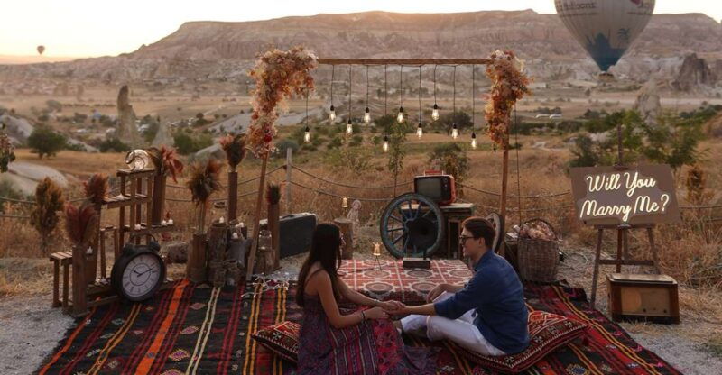 cappadocia-love-valley-proposal-service-with-transfers