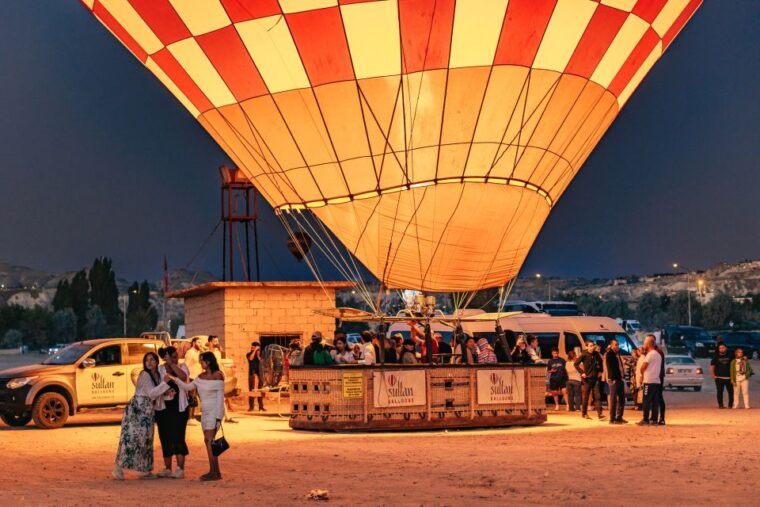 cappadocia-panoramic-hot-air-balloon-viewing-tour