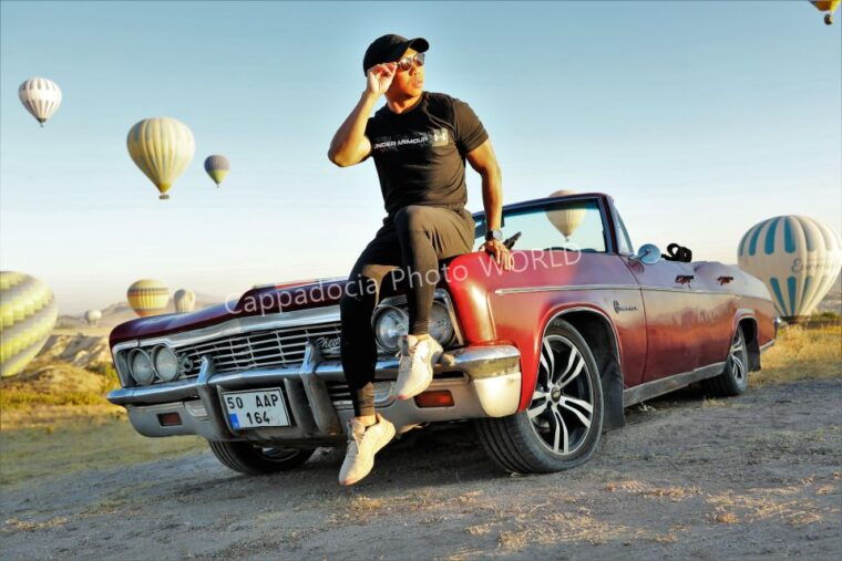 cappadocia-photo-shoot-with-classic-car-and-flying-dress