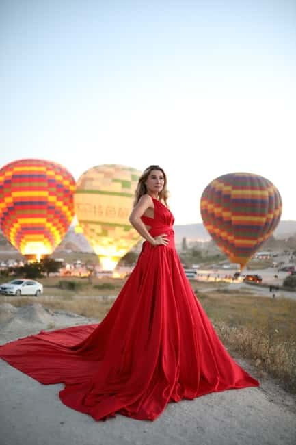 Cappadocia: Photoshooting with Flying Dresses - Key Points