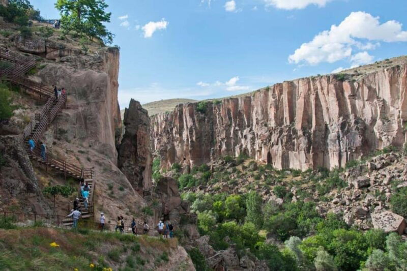 cappadocia-red-tour-with-open-air-museum-and-tour-guide