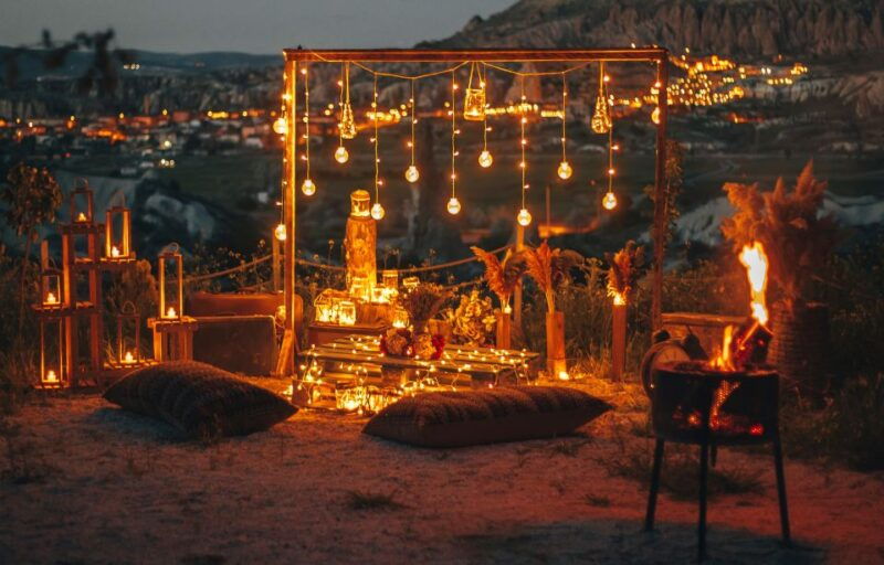 cappadocia-romantic-concept-dinner-in-the-valley