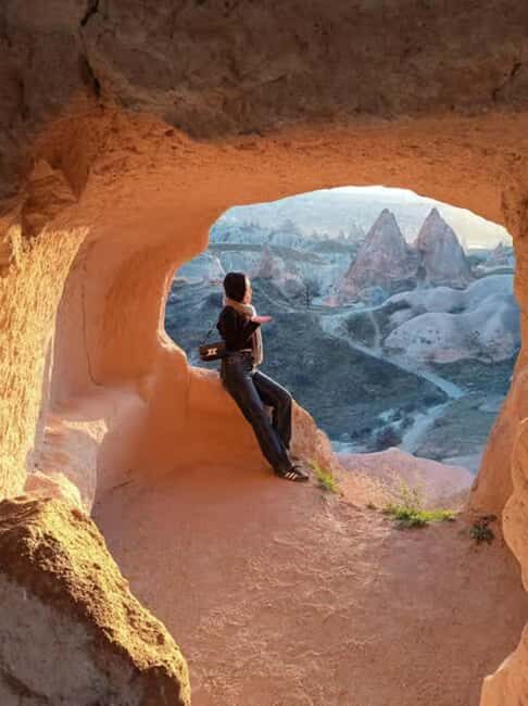 Cappadocia: Rose Valley Sunrise Hike with Balloons View - The Experience in Detail