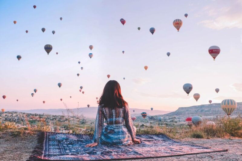 cappadocia-sunrise-balloon-watching-tour-with-photographer