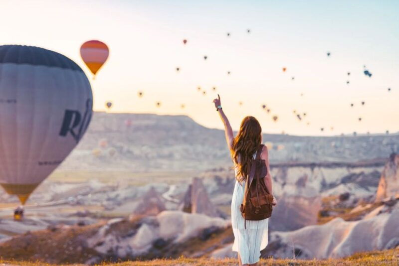 cappadocia-sunrise-balloon-watching-tour-with-photographer