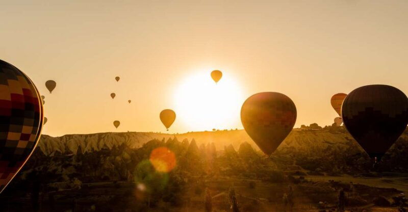 cappadocia-sunrise-hot-air-balloon-flight-with-transfers