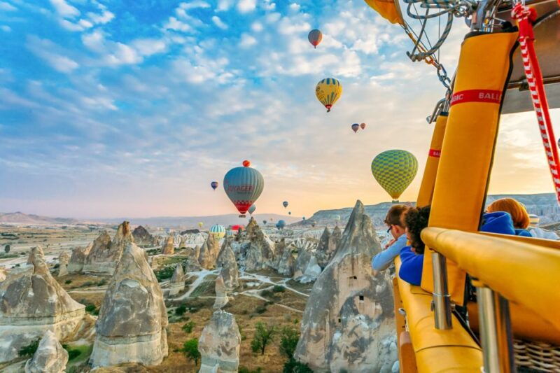 cappadocia-sunrise-hot-air-balloon-goreme-fairy-chimneys