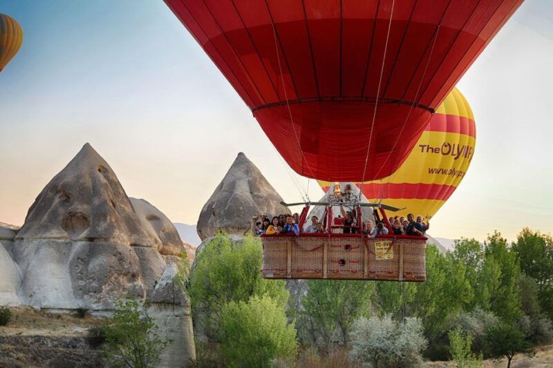 cappadocia-sunrise-hot-air-balloon-over-fairy-chimneys