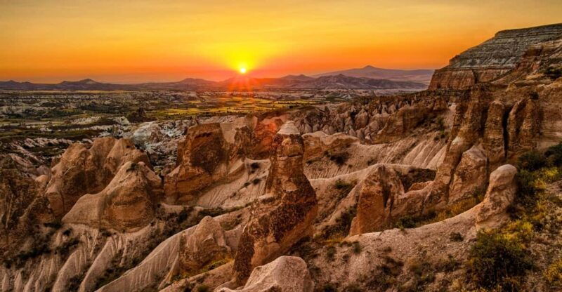 cappadocia-sunset-and-night-tour-with-dinner-2