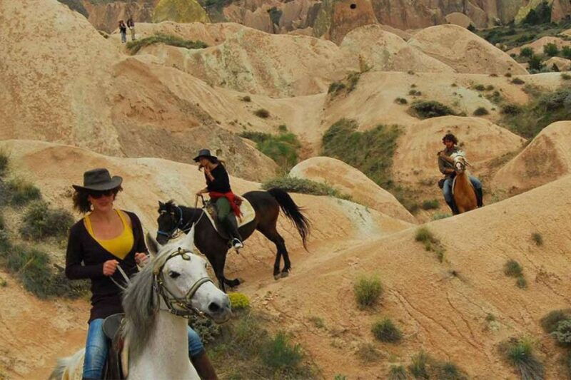 cappadocia-sunset-horseback-riding-tours-w-fairy-chimneys