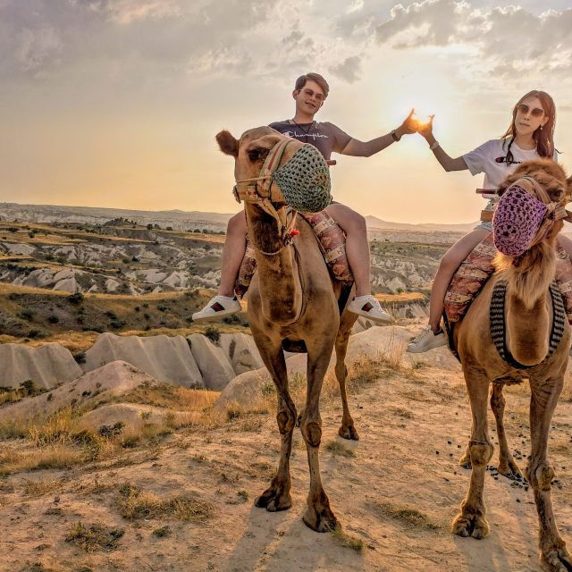 cappadocia-sunset-or-sunrise-scenic-camel-ride