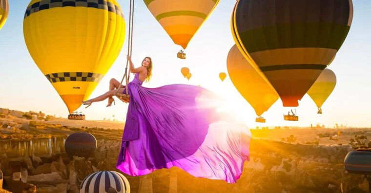 cappadocia-taking-photo-with-swing-at-hot-air-balloon-view