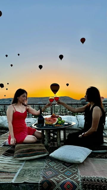 cappadocia-terrace-photo-spot-with-balloon-flight-view