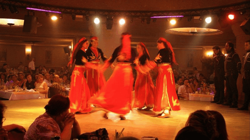 cappadocia-turkish-night-show-with-dinner-2