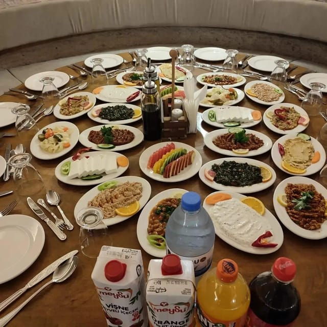 cappadocia-turkish-night-wransferdinner-unlimited-drinks