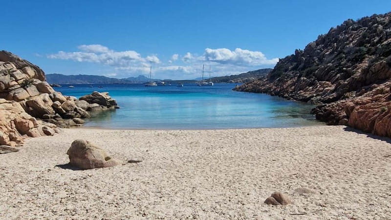 Caprera: hiking to Cala Coticcio - FAQs
