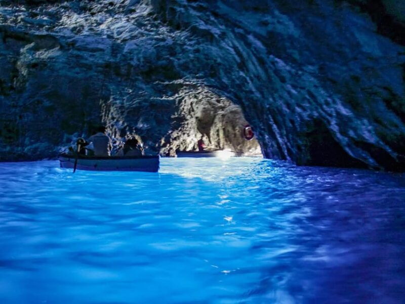 capri-adventure-hydrofoil-ride-island-explore