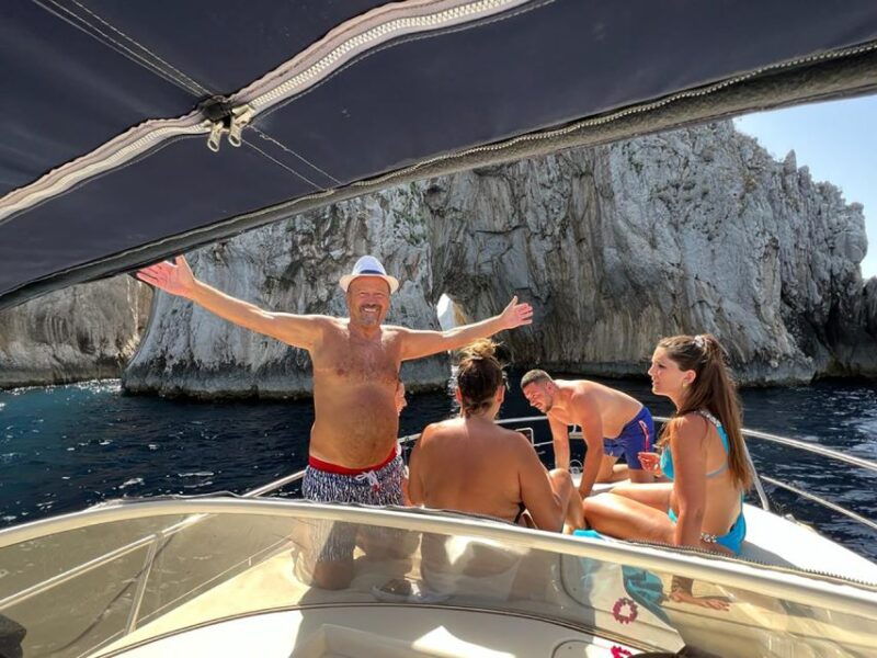 capri-all-inclusive-premium-private-boat-tour-and-city-visit