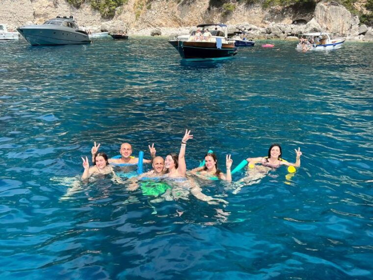 capri-all-inclusive-premium-private-boat-tour-and-city-visit