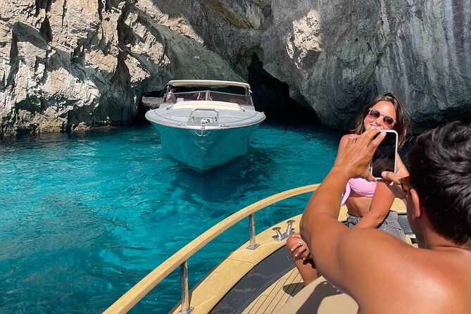 capri-all-inclusive-small-group-tour-from-positano