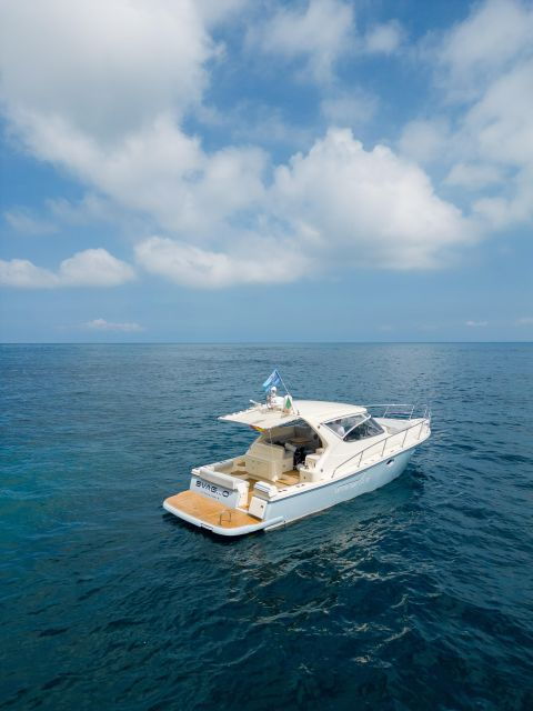 capri-amalfi-coast-speed-boat