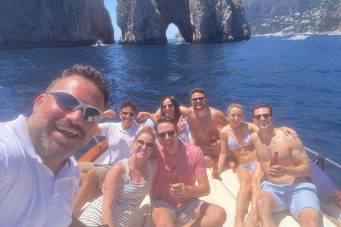 capri-and-blue-grotto-small-group-boat-tour