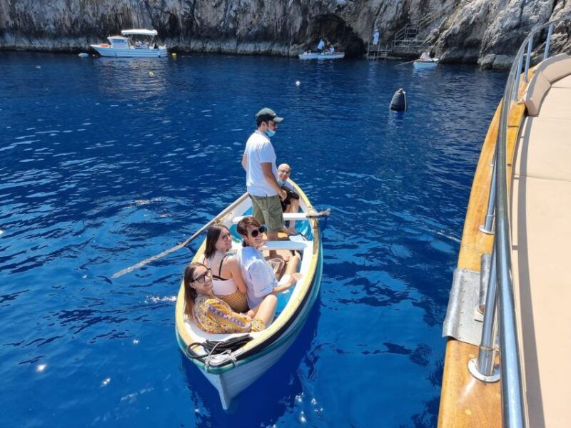 capri-and-blue-grotto-top-experience-max-8-people