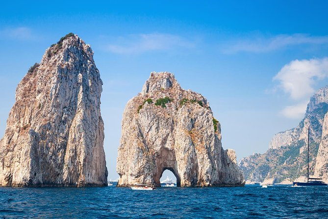 capri-and-positano-private-boat-excursion