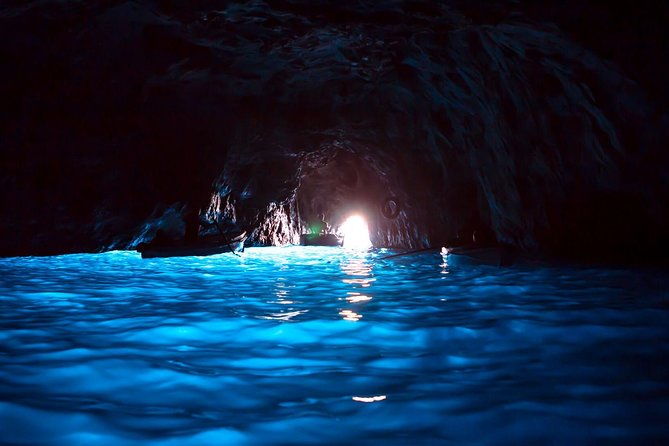 capri-and-the-blue-grotto-day-trip-from-sorrento
