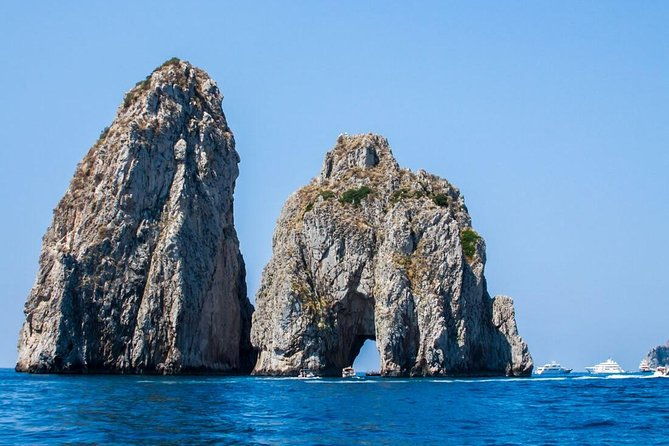 capri-and-the-blue-grotto-day-trip-from-sorrento