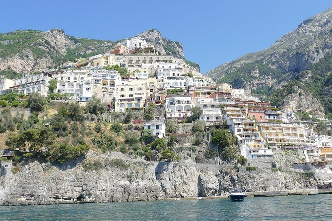 capri-blue-grotto-and-positano-in-a-day-tour-from-sorrento