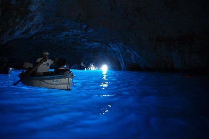 capri-blue-grotto-small-group-boat-day-tour-from-sorrento